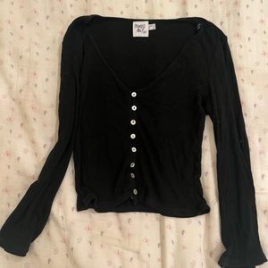 SOLD Princess polly button long sleeve